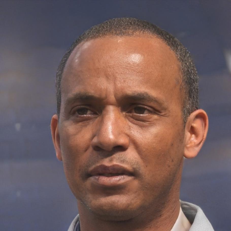 Портрет Олега Ткаченка